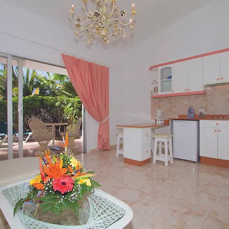 Parque Paraiso I Apartment *